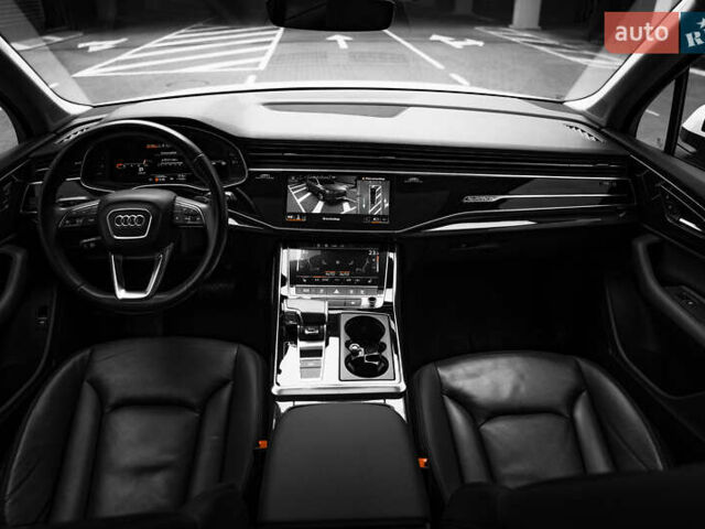 Белый Ауди Ку 7, объемом двигателя 3 л и пробегом 110 тыс. км за 47900 $, фото 2 на Automoto.ua