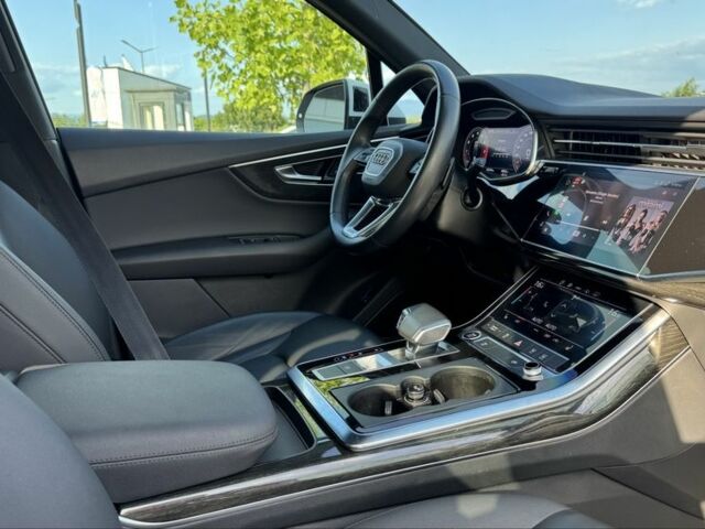 Белый Ауди Ку 7, объемом двигателя 3 л и пробегом 149 тыс. км за 55000 $, фото 6 на Automoto.ua