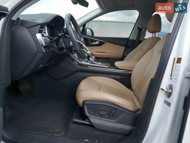 Білий Ауді Ку 7, об'ємом двигуна 3 л та пробігом 43 тис. км за 18000 $, фото 6 на Automoto.ua