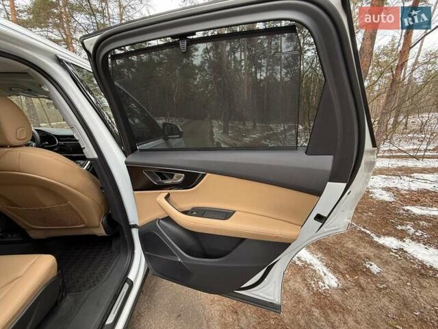 Белый Ауди Ку 7, объемом двигателя 3 л и пробегом 56 тыс. км за 56600 $, фото 33 на Automoto.ua