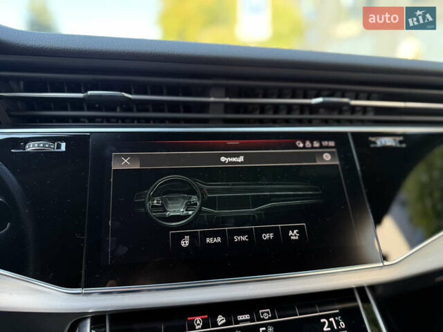 Білий Ауді Ку 7, об'ємом двигуна 2.97 л та пробігом 81 тис. км за 61900 $, фото 51 на Automoto.ua