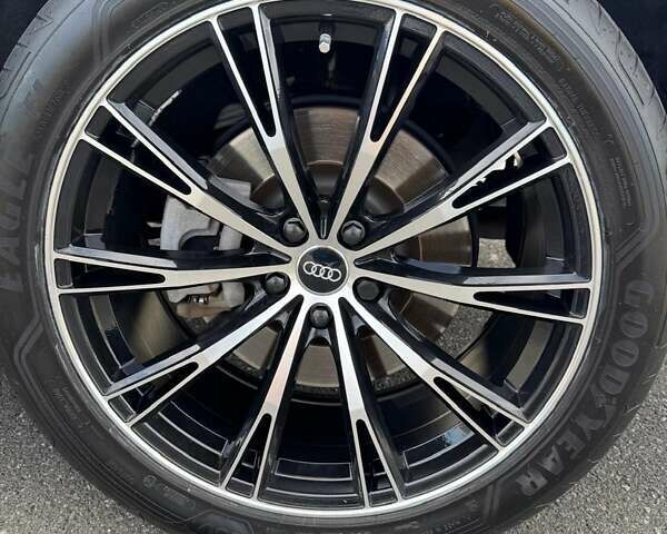 Белый Ауди Ку 7, объемом двигателя 1.98 л и пробегом 86 тыс. км за 49850 $, фото 26 на Automoto.ua