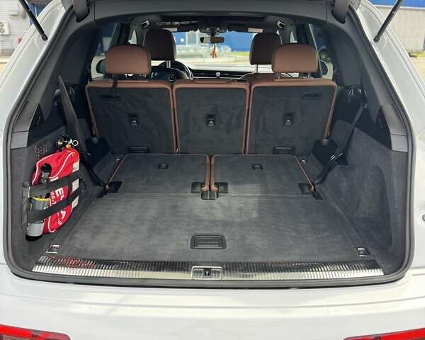 Белый Ауди Ку 7, объемом двигателя 1.98 л и пробегом 86 тыс. км за 49850 $, фото 17 на Automoto.ua