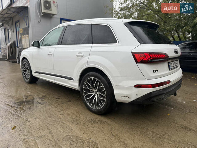 Белый Ауди Ку 7, объемом двигателя 3 л и пробегом 122 тыс. км за 42000 $, фото 10 на Automoto.ua