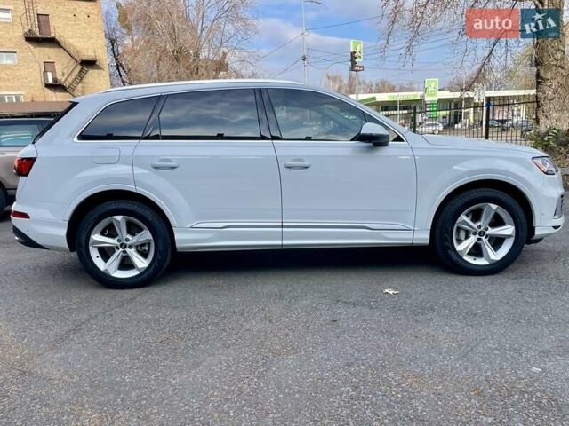 Белый Ауди Ку 7, объемом двигателя 1.98 л и пробегом 30 тыс. км за 42000 $, фото 4 на Automoto.ua