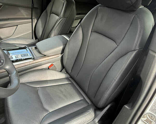 Белый Ауди Ку 7, объемом двигателя 2.97 л и пробегом 93 тыс. км за 63500 $, фото 7 на Automoto.ua