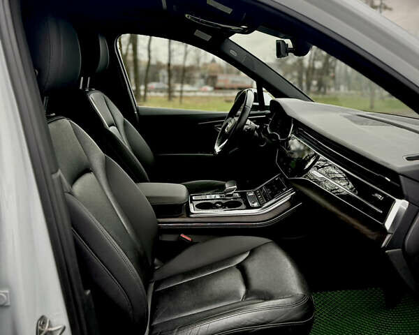 Белый Ауди Ку 7, объемом двигателя 3 л и пробегом 65 тыс. км за 45500 $, фото 15 на Automoto.ua