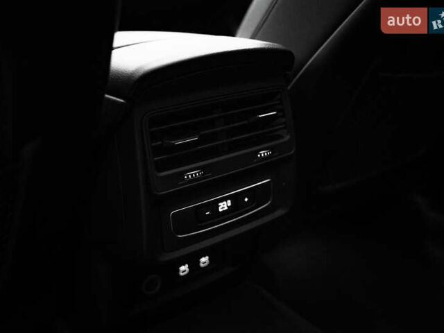 Белый Ауди Ку 7, объемом двигателя 3 л и пробегом 110 тыс. км за 47900 $, фото 24 на Automoto.ua