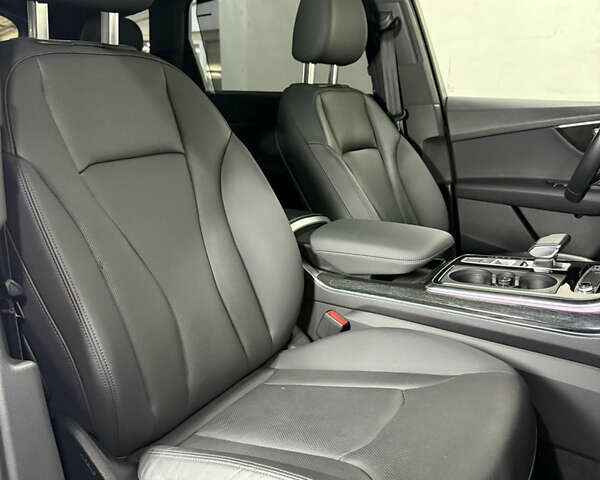 Белый Ауди Ку 7, объемом двигателя 1.98 л и пробегом 13 тыс. км за 51500 $, фото 26 на Automoto.ua