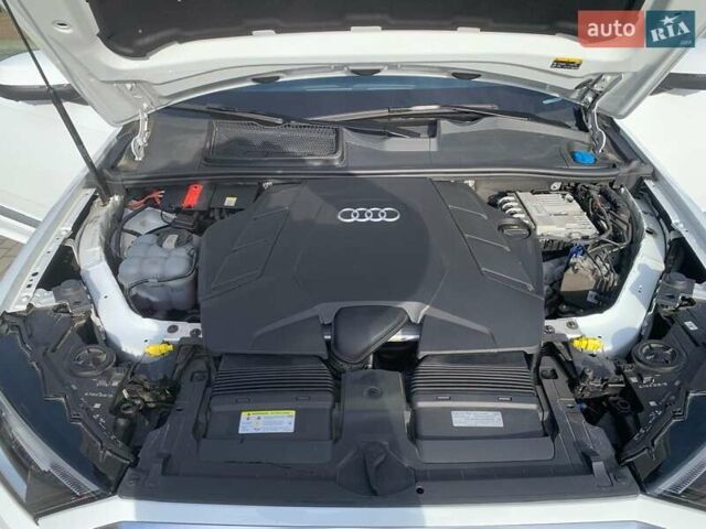 Білий Ауді Ку 7, об'ємом двигуна 3 л та пробігом 59 тис. км за 53500 $, фото 16 на Automoto.ua