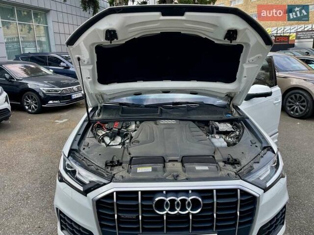 Белый Ауди Ку 7, объемом двигателя 1.98 л и пробегом 30 тыс. км за 42000 $, фото 28 на Automoto.ua