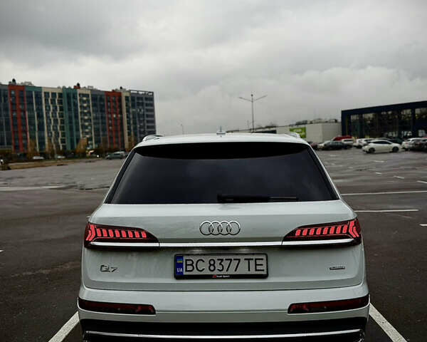 Белый Ауди Ку 7, объемом двигателя 3 л и пробегом 65 тыс. км за 45500 $, фото 7 на Automoto.ua