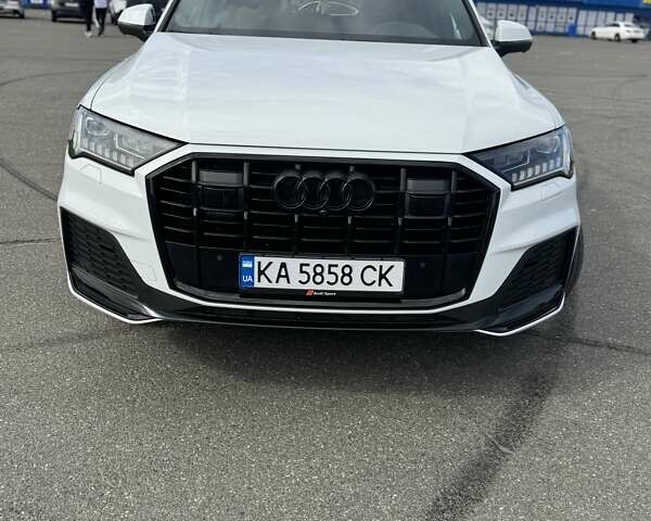 Белый Ауди Ку 7, объемом двигателя 1.98 л и пробегом 86 тыс. км за 49850 $, фото 7 на Automoto.ua