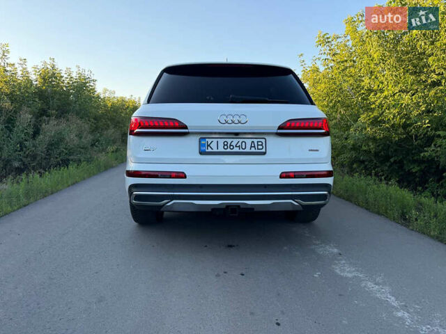 Белый Ауди Ку 7, объемом двигателя 3 л и пробегом 66 тыс. км за 58000 $, фото 6 на Automoto.ua