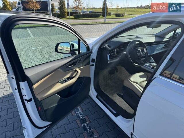 Білий Ауді Ку 7, об'ємом двигуна 2.97 л та пробігом 67 тис. км за 75000 $, фото 6 на Automoto.ua