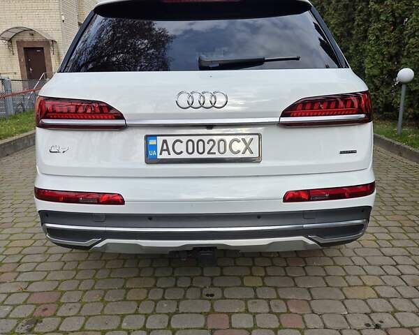 Белый Ауди Ку 7, объемом двигателя 1.98 л и пробегом 116 тыс. км за 53000 $, фото 7 на Automoto.ua