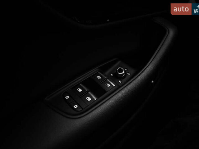 Белый Ауди Ку 7, объемом двигателя 3 л и пробегом 110 тыс. км за 47900 $, фото 22 на Automoto.ua