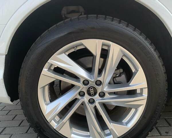 Білий Ауді Ку 7, об'ємом двигуна 3 л та пробігом 59 тис. км за 53500 $, фото 3 на Automoto.ua