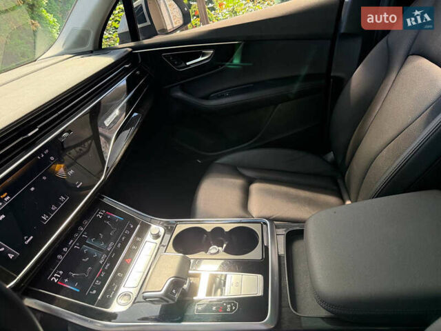 Білий Ауді Ку 7, об'ємом двигуна 3 л та пробігом 59 тис. км за 62700 $, фото 27 на Automoto.ua