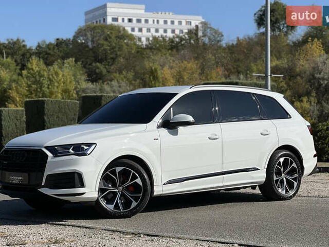 Белый Ауди Ку 7, объемом двигателя 2.97 л и пробегом 95 тыс. км за 62700 $, фото 1 на Automoto.ua