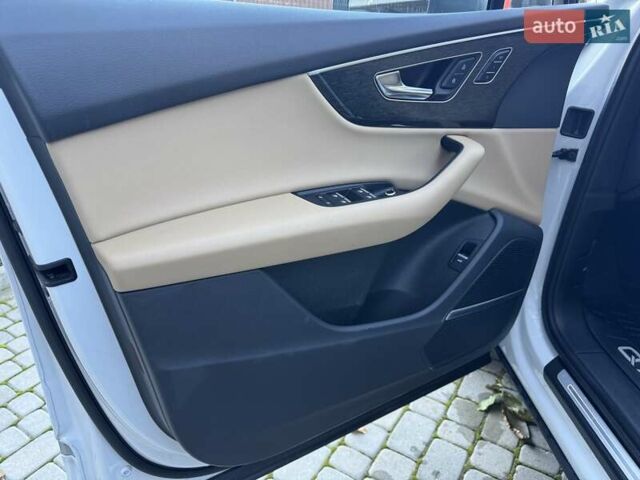 Белый Ауди Ку 7, объемом двигателя 1.98 л и пробегом 83 тыс. км за 43500 $, фото 73 на Automoto.ua