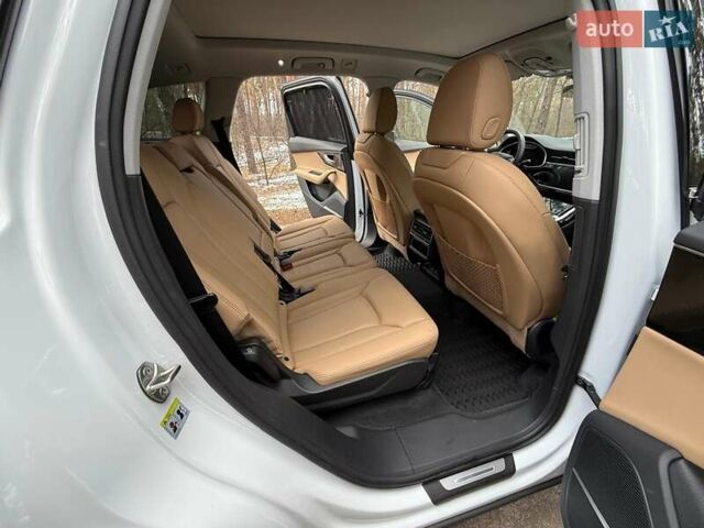 Белый Ауди Ку 7, объемом двигателя 3 л и пробегом 56 тыс. км за 56600 $, фото 39 на Automoto.ua