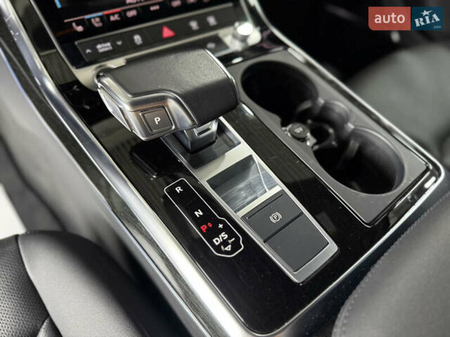 Белый Ауди Ку 7, объемом двигателя 1.98 л и пробегом 13 тыс. км за 51500 $, фото 30 на Automoto.ua