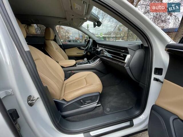 Белый Ауди Ку 7, объемом двигателя 1.98 л и пробегом 30 тыс. км за 42000 $, фото 17 на Automoto.ua