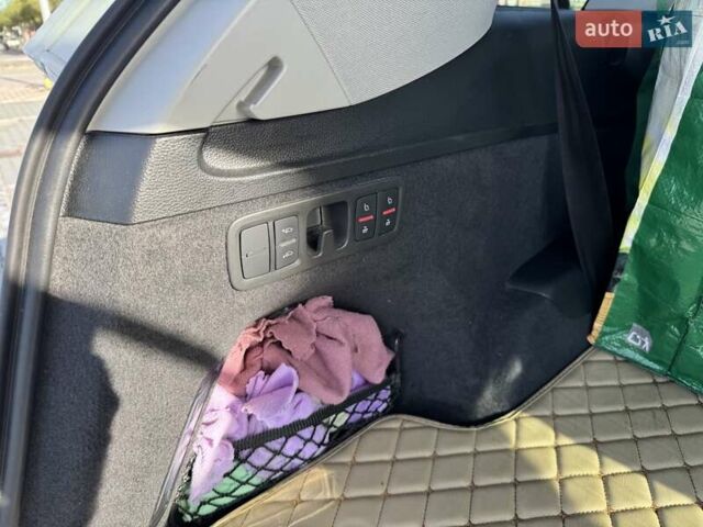 Білий Ауді Ку 7, об'ємом двигуна 2.97 л та пробігом 67 тис. км за 75000 $, фото 18 на Automoto.ua