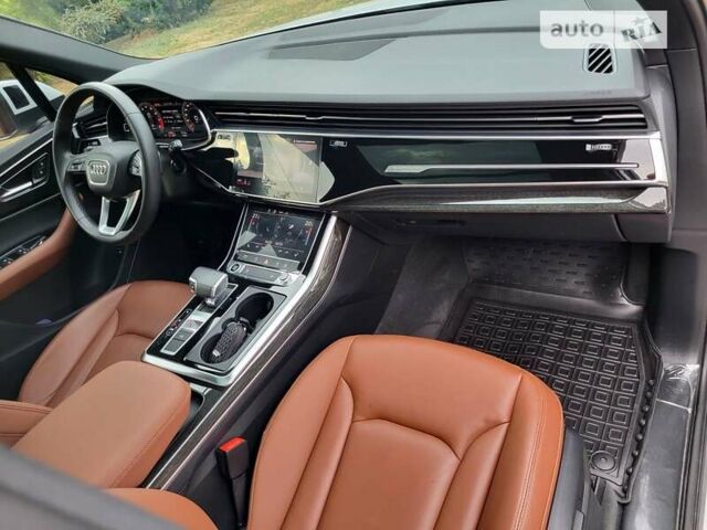 Білий Ауді Ку 7, об'ємом двигуна 2 л та пробігом 48 тис. км за 45600 $, фото 11 на Automoto.ua