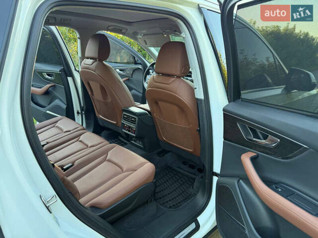 Белый Ауди Ку 7, объемом двигателя 3 л и пробегом 66 тыс. км за 58000 $, фото 11 на Automoto.ua