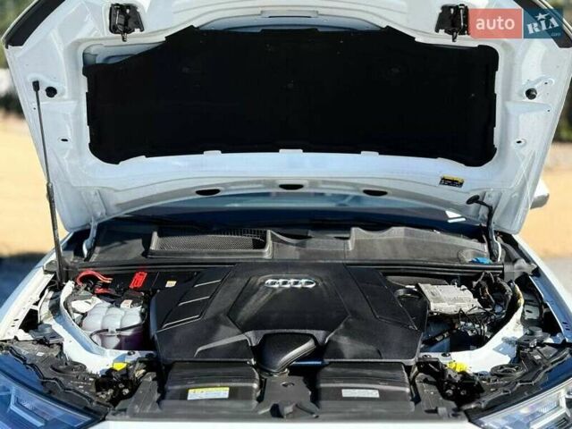Белый Ауди Ку 7, объемом двигателя 3 л и пробегом 102 тыс. км за 17600 $, фото 25 на Automoto.ua