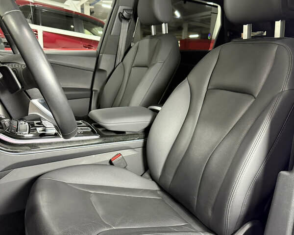 Белый Ауди Ку 7, объемом двигателя 1.98 л и пробегом 13 тыс. км за 51500 $, фото 20 на Automoto.ua