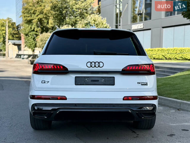 Білий Ауді Ку 7, об'ємом двигуна 2.97 л та пробігом 81 тис. км за 61900 $, фото 16 на Automoto.ua