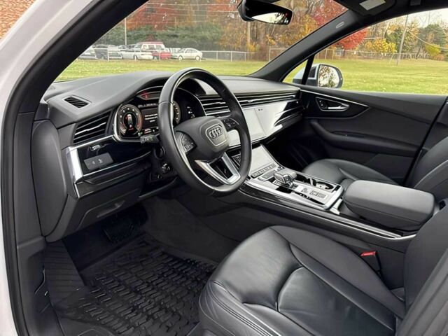 Белый Ауди Ку 7, объемом двигателя 3 л и пробегом 20 тыс. км за 25900 $, фото 7 на Automoto.ua