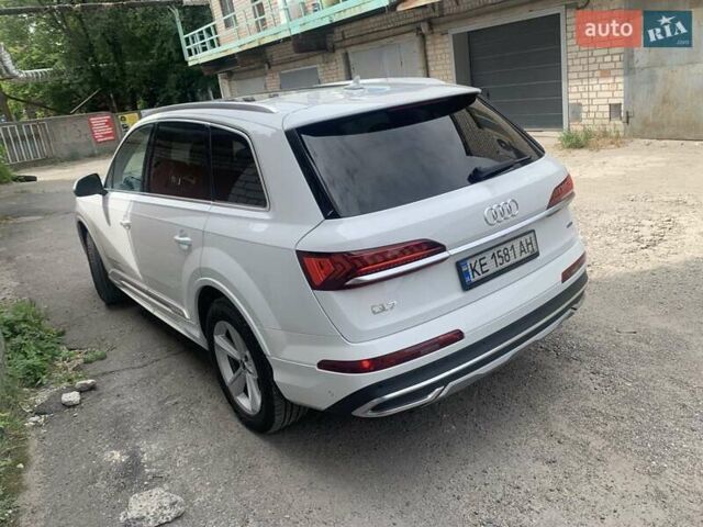 Білий Ауді Ку 7, об'ємом двигуна 1.98 л та пробігом 65 тис. км за 38000 $, фото 6 на Automoto.ua