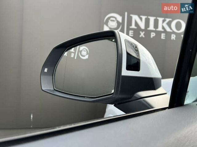 Білий Ауді Ку 7, об'ємом двигуна 3 л та пробігом 117 тис. км за 58200 $, фото 24 на Automoto.ua