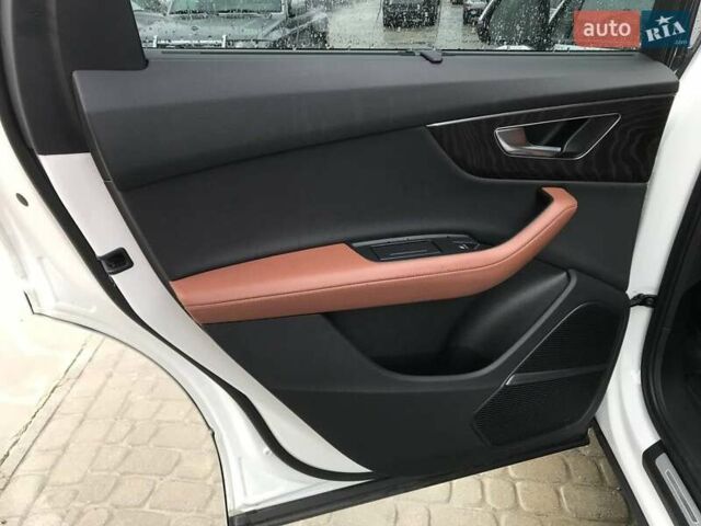 Белый Ауди Ку 7, объемом двигателя 3 л и пробегом 37 тыс. км за 52000 $, фото 8 на Automoto.ua