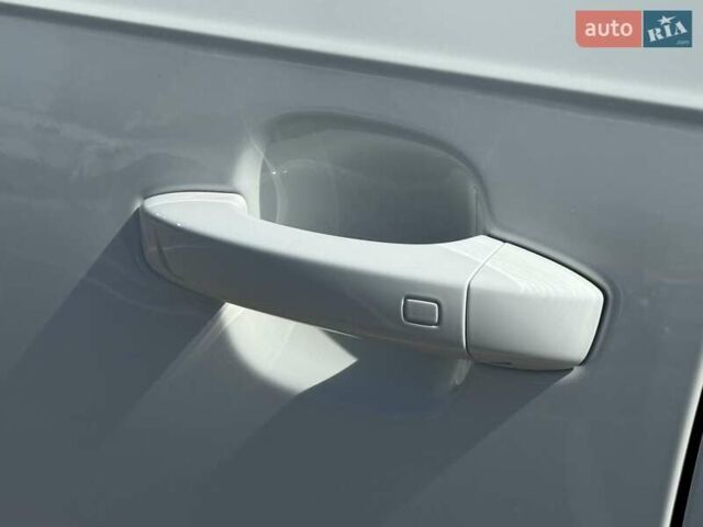 Білий Ауді Ку 7, об'ємом двигуна 3 л та пробігом 15 тис. км за 57000 $, фото 8 на Automoto.ua