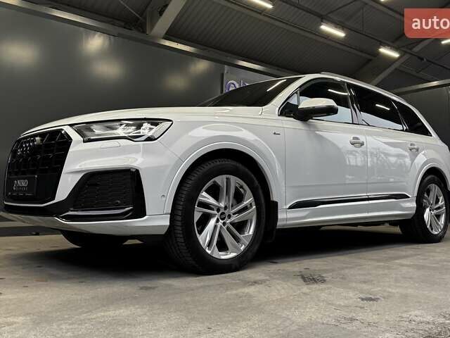 Білий Ауді Ку 7, об'ємом двигуна 3 л та пробігом 118 тис. км за 62000 $, фото 5 на Automoto.ua