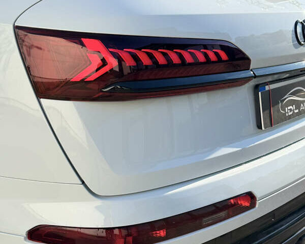 Білий Ауді Ку 7, об'ємом двигуна 3 л та пробігом 66 тис. км за 49800 $, фото 6 на Automoto.ua