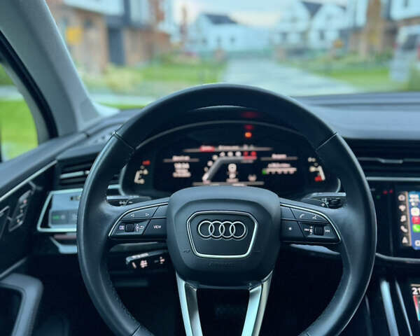 Білий Ауді Ку 7, об'ємом двигуна 3 л та пробігом 45 тис. км за 50000 $, фото 16 на Automoto.ua