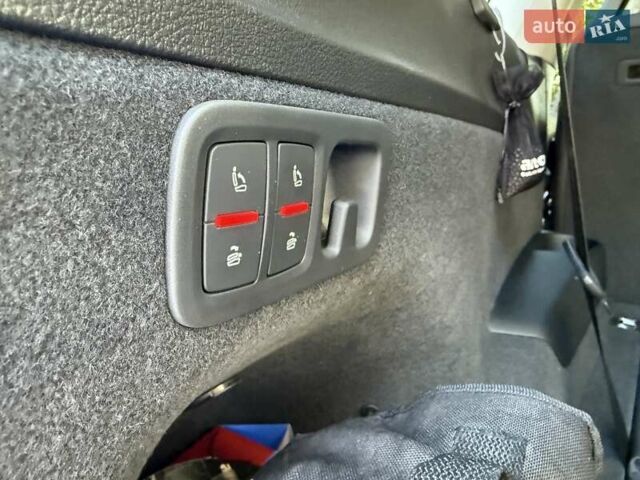 Білий Ауді Ку 7, об'ємом двигуна 3 л та пробігом 15 тис. км за 57000 $, фото 16 на Automoto.ua