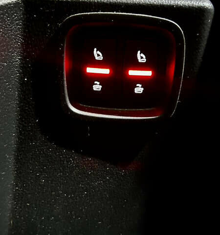 Білий Ауді Ку 7, об'ємом двигуна 1.98 л та пробігом 67 тис. км за 49700 $, фото 35 на Automoto.ua