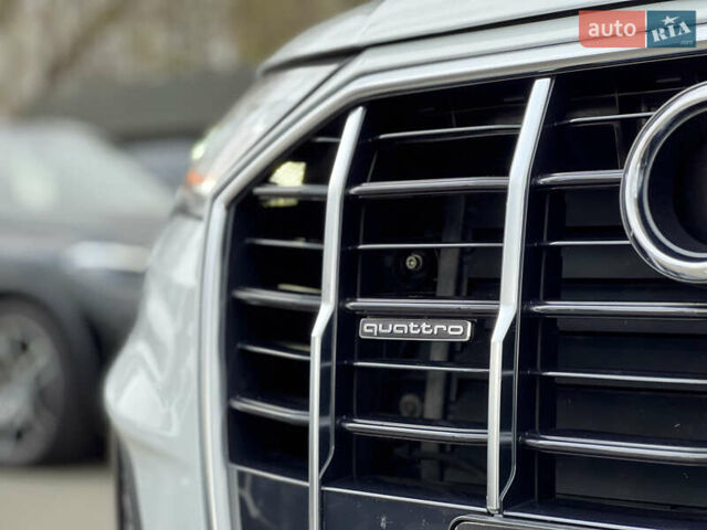 Білий Ауді Ку 7, об'ємом двигуна 3 л та пробігом 24 тис. км за 49999 $, фото 12 на Automoto.ua