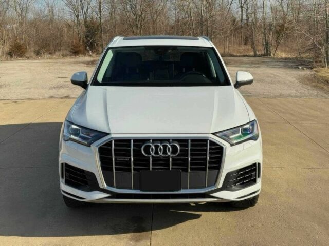 Белый Ауди Ку 7, объемом двигателя 3 л и пробегом 26 тыс. км за 26500 $, фото 1 на Automoto.ua