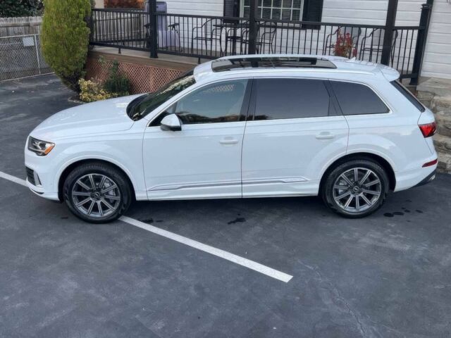 Белый Ауди Ку 7, объемом двигателя 2 л и пробегом 21 тыс. км за 37600 $, фото 3 на Automoto.ua