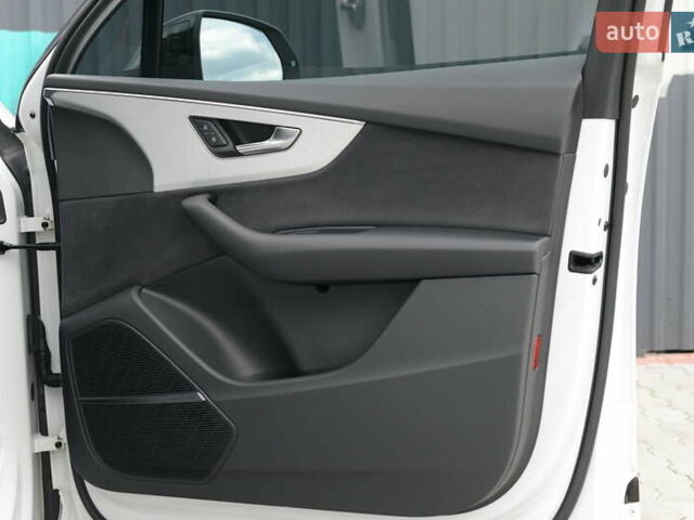 Белый Ауди Ку 7, объемом двигателя 2.97 л и пробегом 91 тыс. км за 76500 $, фото 41 на Automoto.ua