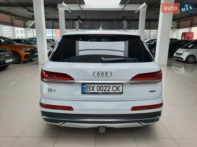 Белый Ауди Ку 7, объемом двигателя 3 л и пробегом 19 тыс. км за 55500 $, фото 3 на Automoto.ua