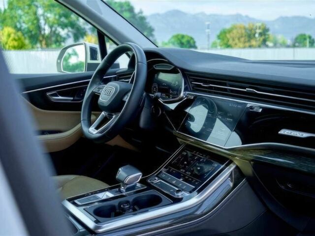 Белый Ауди Ку 7, объемом двигателя 3 л и пробегом 13 тыс. км за 35500 $, фото 8 на Automoto.ua